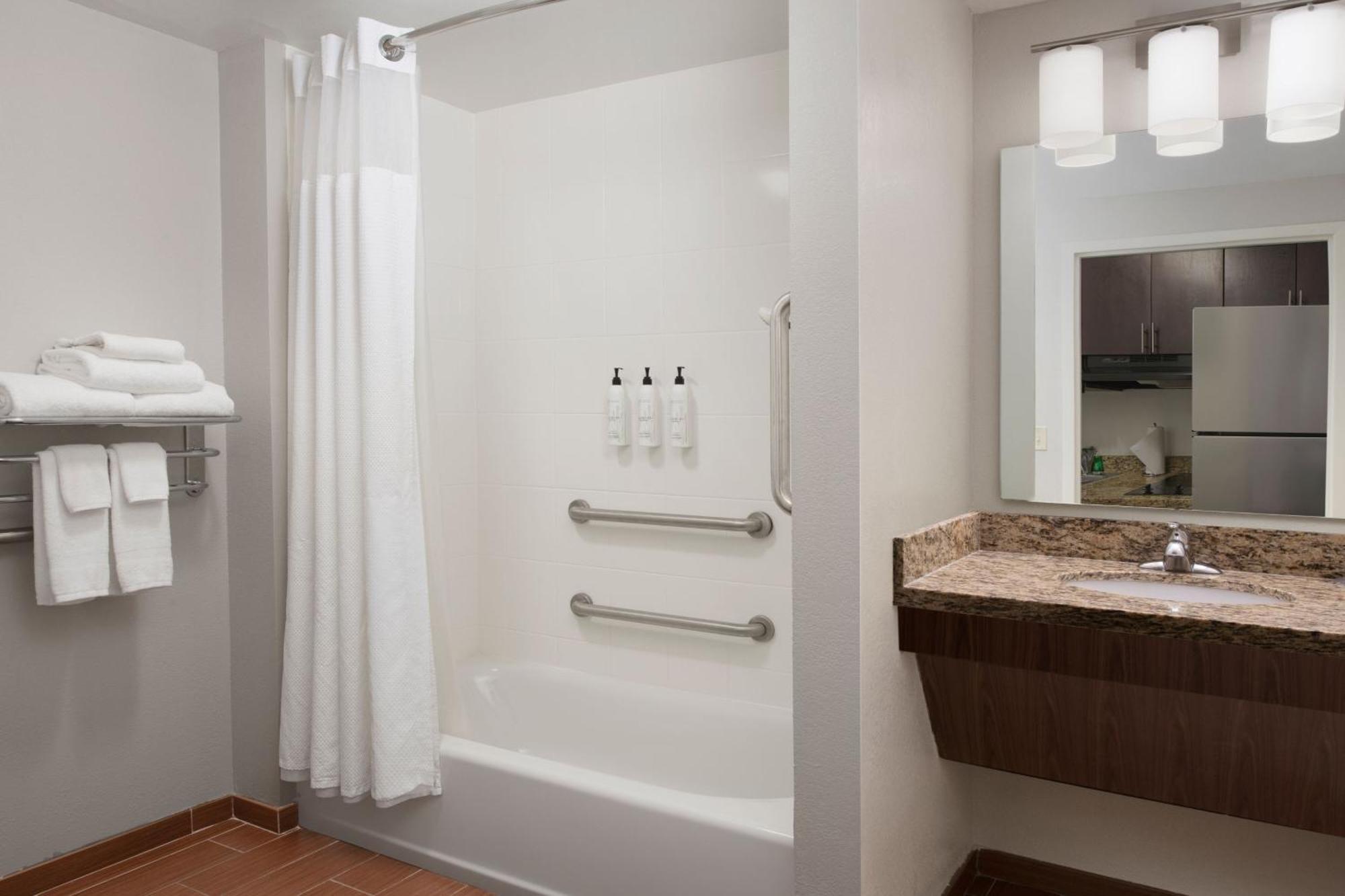 Towneplace Suites Oklahoma City Airport Extérieur photo